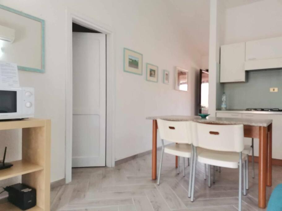 Appartamento con Giardino 2/9 - Porto Pollo Esterno foto