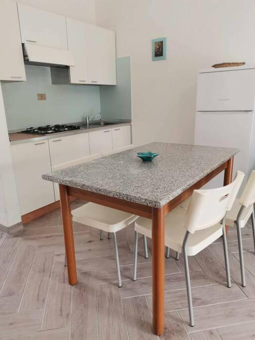 Appartamento con Giardino 2/9 - Porto Pollo Esterno foto